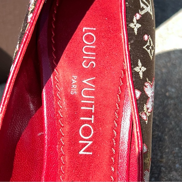 Vintage Louis Vuitton Runway Satin Cherry Blossom Heels - Picture 7 of 12